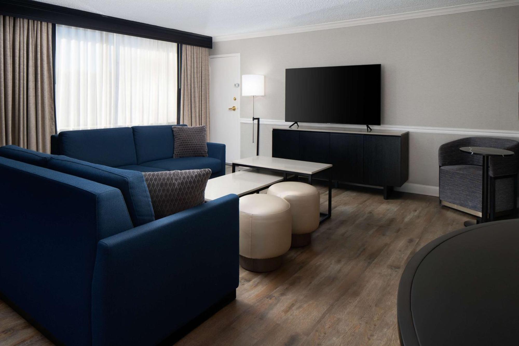 Doubletree By Hilton Baltimore North Пайксвилль Экстерьер фото
